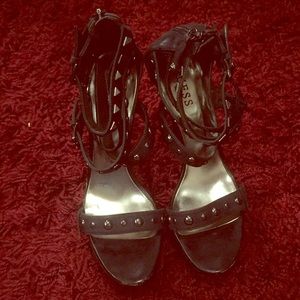 💋GUESS ❤️Stiletto black heels with studs👑❤️